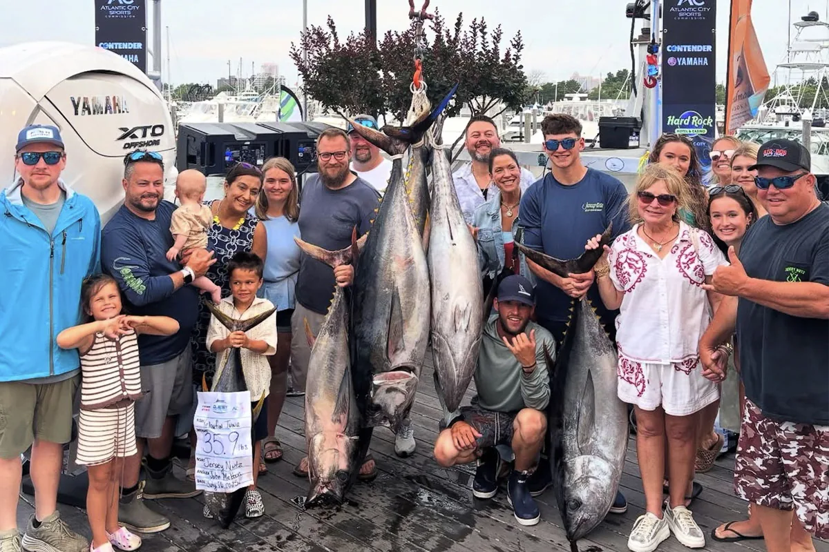 Team Jersey Nutz with their tuna at the tournament weigh-in